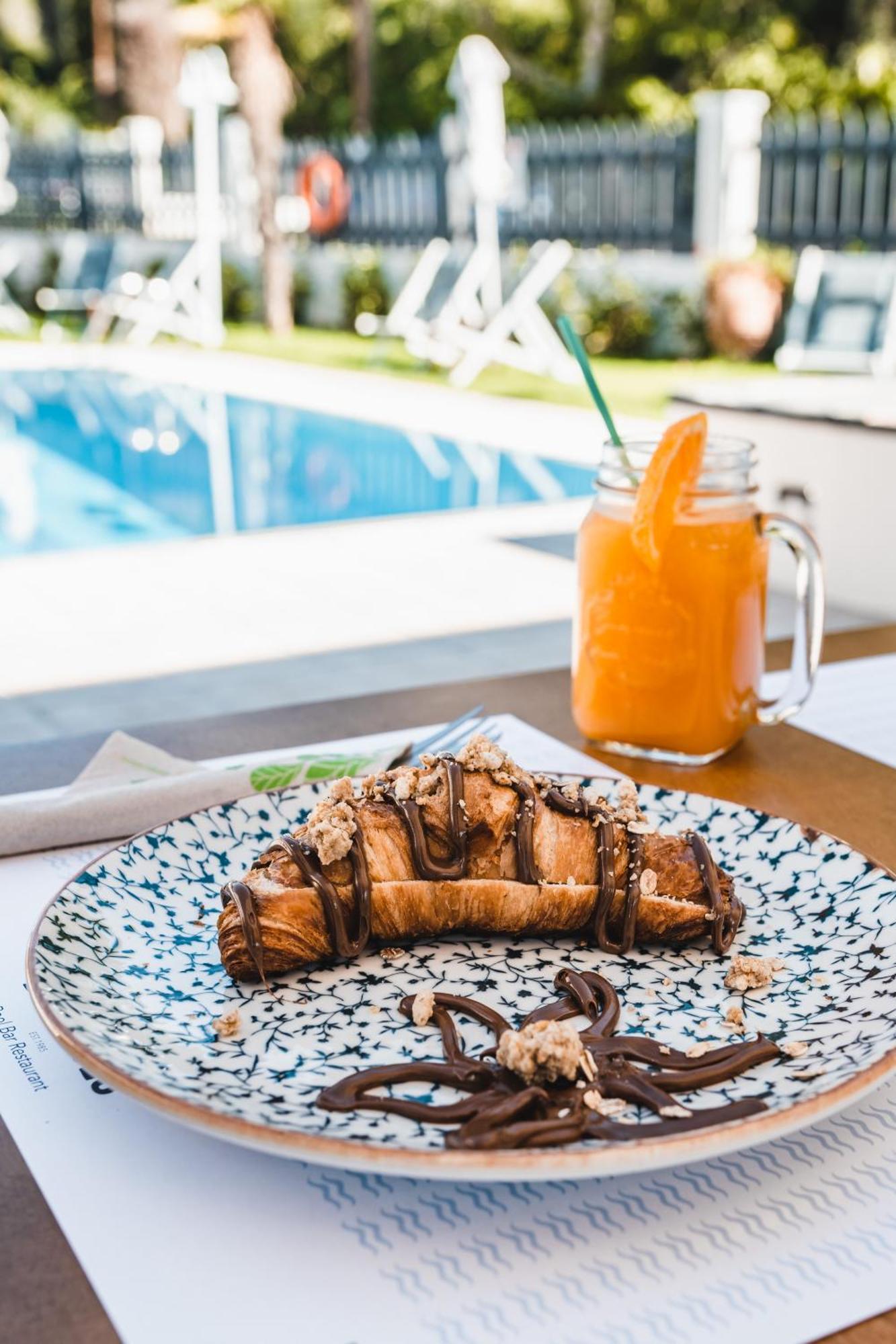Dominoes Corfu Hotel apartamentowy 3*