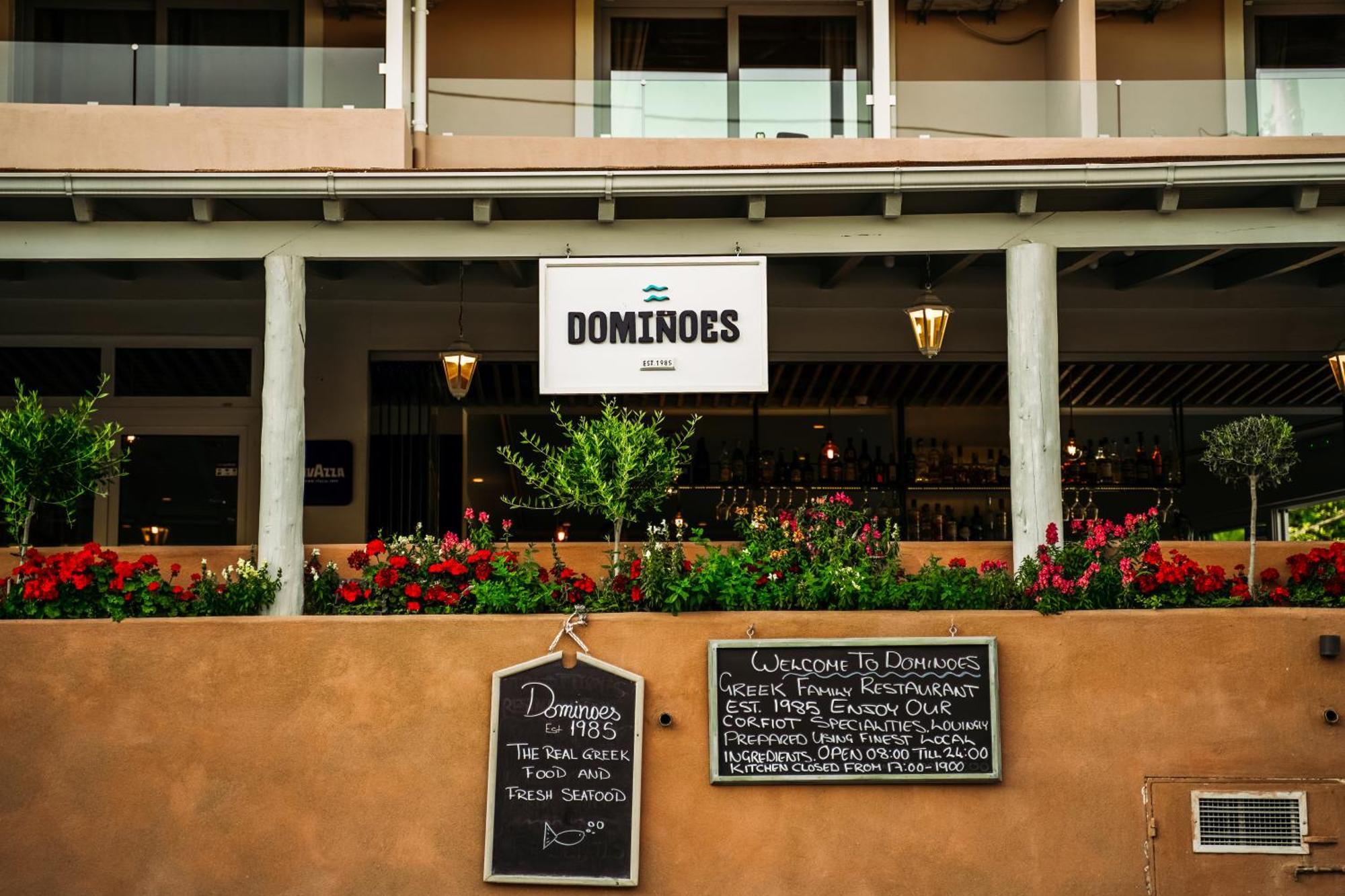 Dominoes Corfu Hotel apartamentowy Ýpsos
