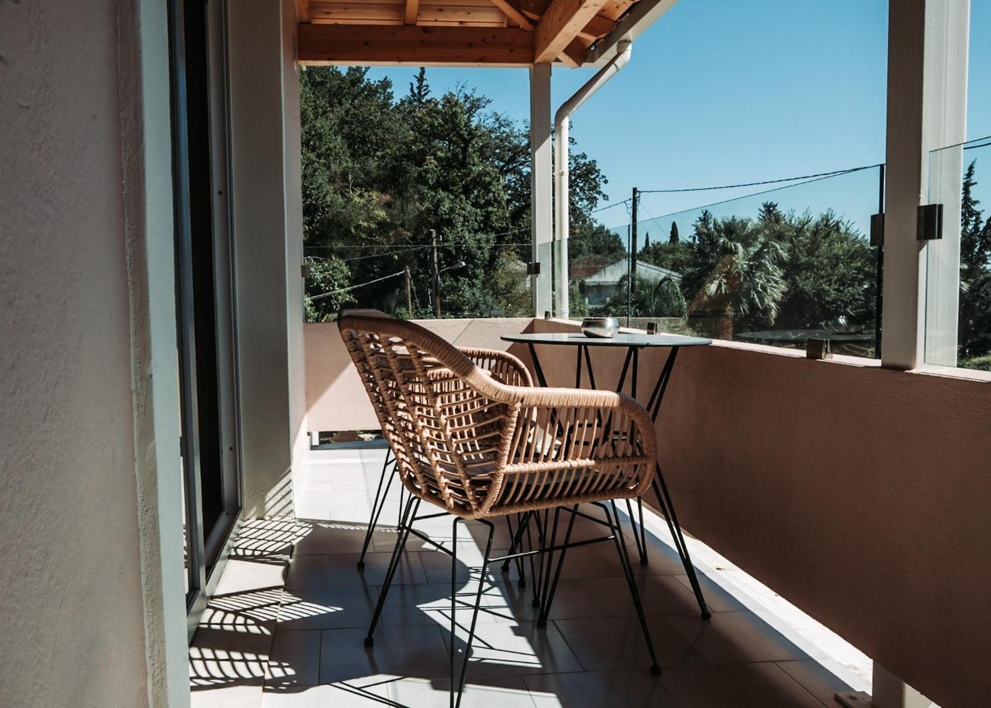 Hotel apartamentowy Dominoes Corfu Ýpsos