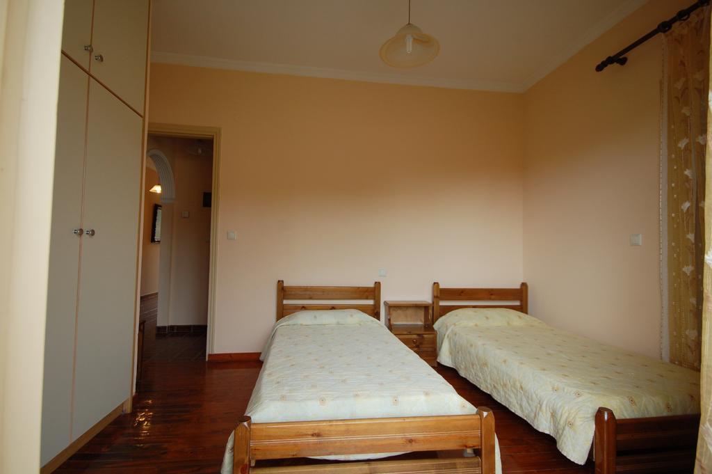 Dominoes Corfu Hotel apartamentowy
